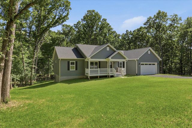 99 LAKESIDE DR, Front Royal, VA 22630