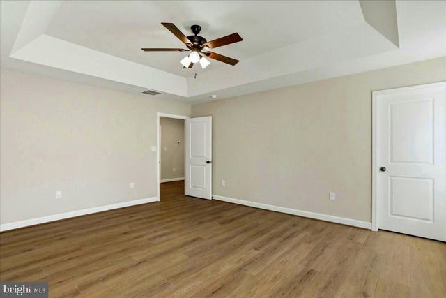 99 LAKESIDE DR, Front Royal, VA 22630