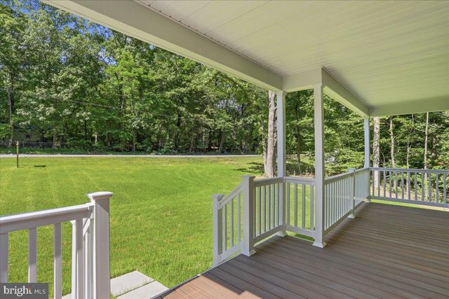 99 LAKESIDE DR, Front Royal, VA 22630