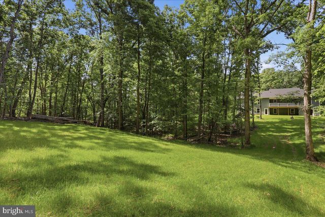 99 LAKESIDE DR, Front Royal, VA 22630