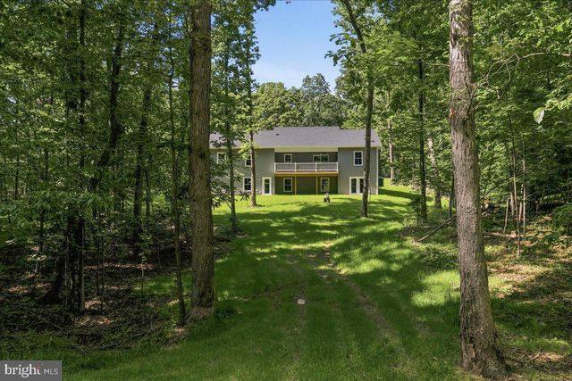 99 LAKESIDE DR, Front Royal, VA 22630