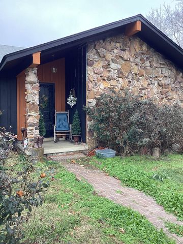 748 KELLUM LN, Burlison, TN 38015