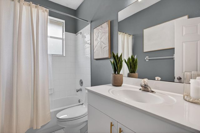 7235 NW 63rd Terrace, Parkland, FL 33067