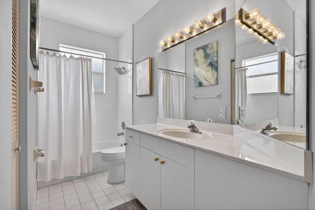 7235 NW 63rd Terrace, Parkland, FL 33067