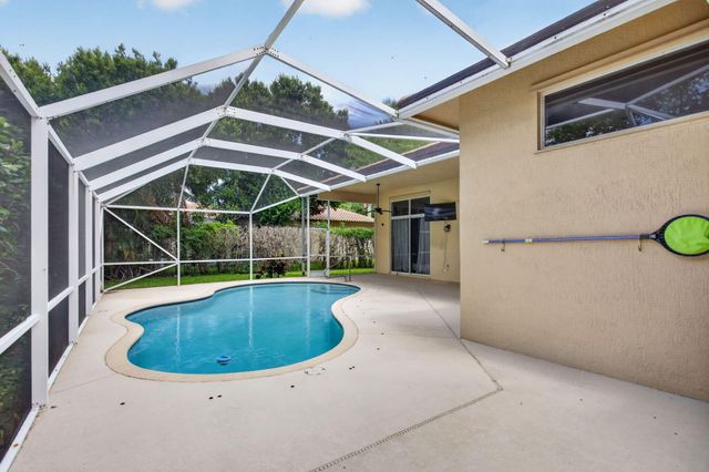 7235 NW 63rd Terrace, Parkland, FL 33067