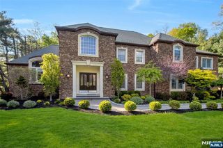300 Skyridge Road, Franklin Lakes, NJ 07417