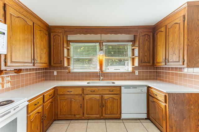 2610 Carter Ave B, Nashville, TN 37206