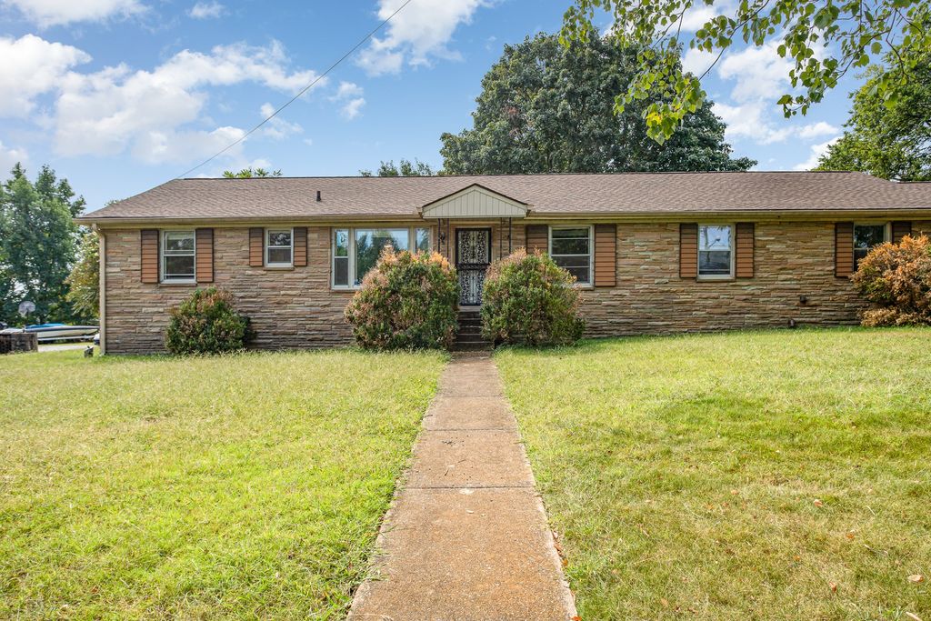 2610 Carter Ave B, Nashville, TN 37206