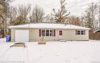 5233 Millington Road, Millington Township, MI 48746