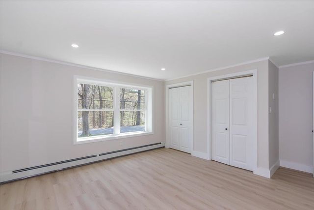 7 Ermer Road, Derry, NH 03038