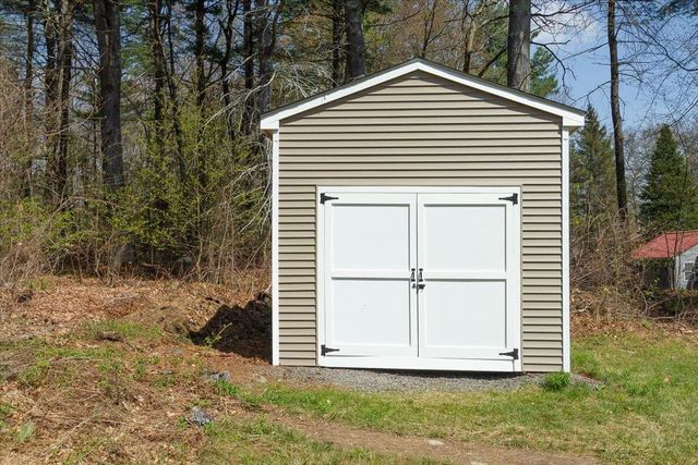 7 Ermer Road, Derry, NH 03038