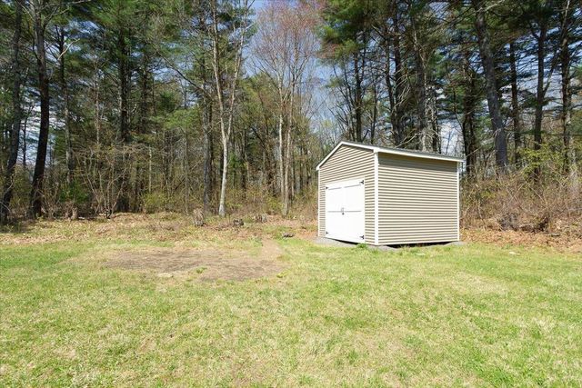 7 Ermer Road, Derry, NH 03038