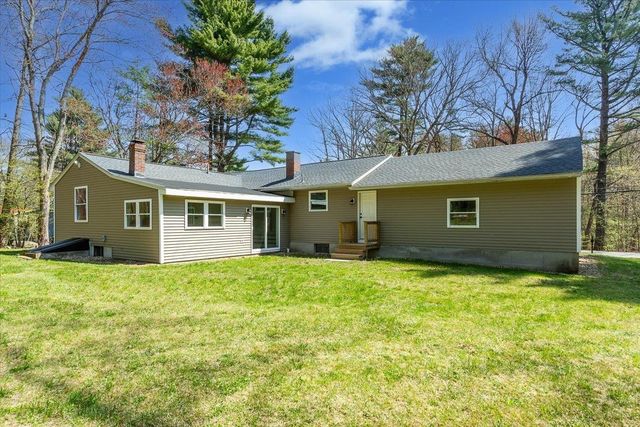 7 Ermer Road, Derry, NH 03038