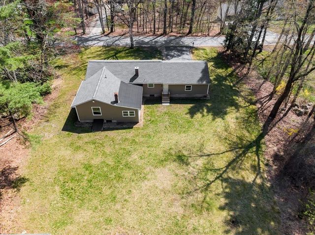 7 Ermer Road, Derry, NH 03038
