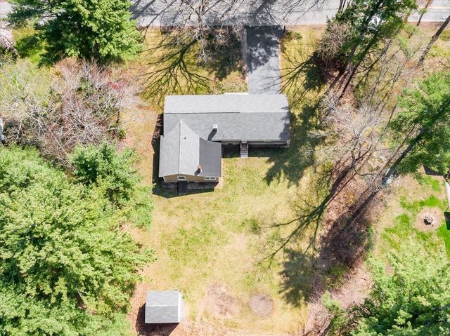 7 Ermer Road, Derry, NH 03038