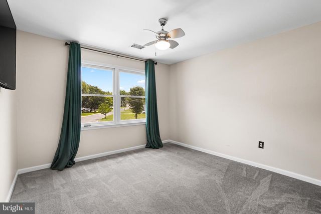 6112 POOKA CT, Waldorf, MD 20603
