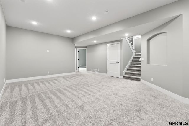 10339 S 212 Street, Gretna, NE 68028