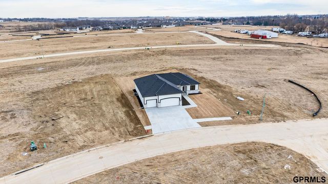 10339 S 212 Street, Gretna, NE 68028