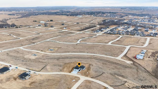 10339 S 212 Street, Gretna, NE 68028