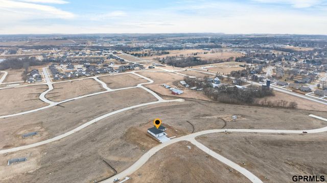 10339 S 212 Street, Gretna, NE 68028