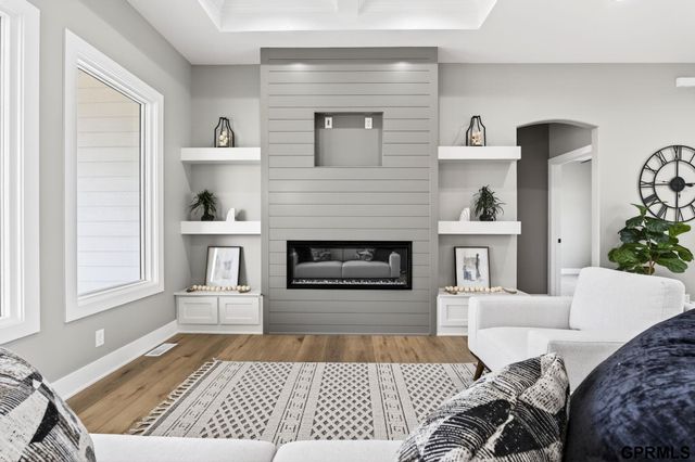 10339 S 212 Street, Gretna, NE 68028