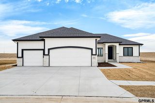 10339 S 212 Street, Gretna, NE 68028