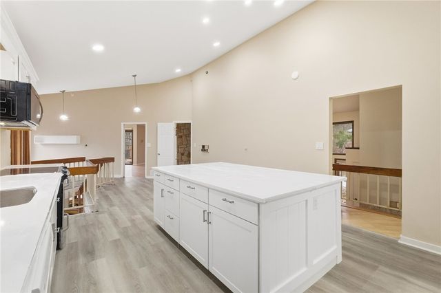 5 Foxwood, Fox Chapel, PA 15238