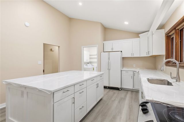 5 Foxwood, Fox Chapel, PA 15238