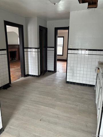 14292 Evanston Street, Detroit, MI 48213