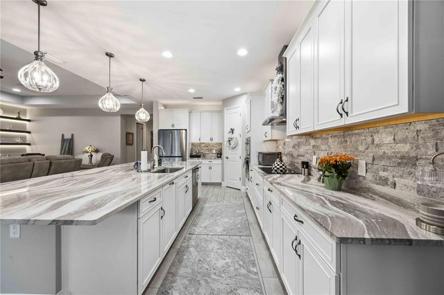 11329 MONTSERRAT DRIVE, Venice, FL 34293