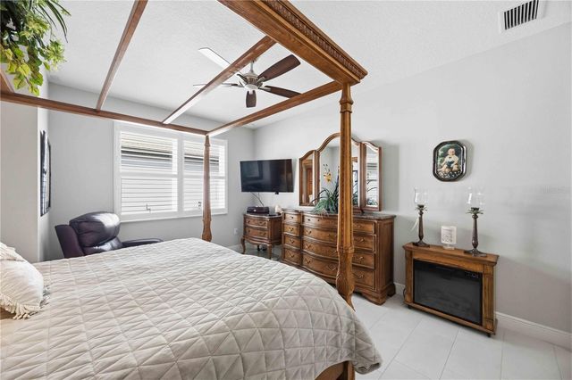 11329 MONTSERRAT DRIVE, Venice, FL 34293