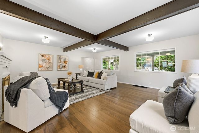 2342 N 137th Street, Seattle, WA 98133