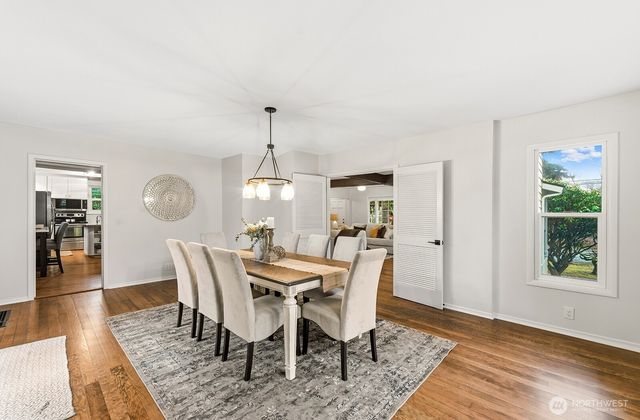 2342 N 137th Street, Seattle, WA 98133