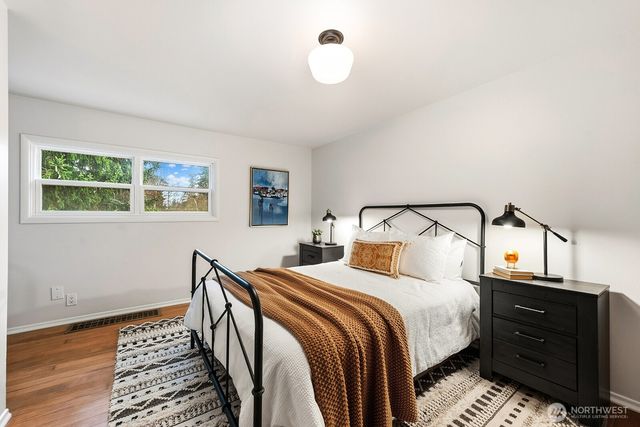 2342 N 137th Street, Seattle, WA 98133