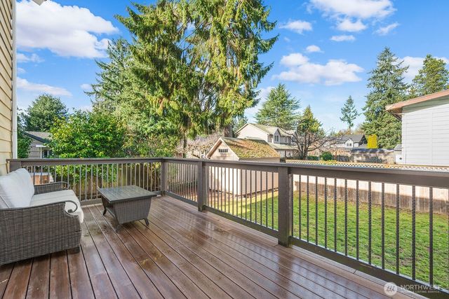 2342 N 137th Street, Seattle, WA 98133