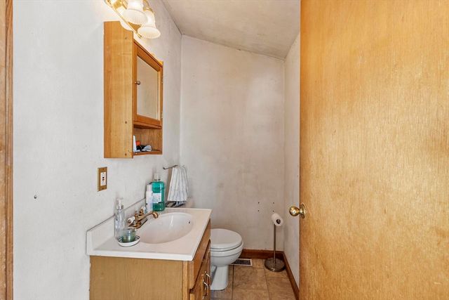 40 Archer St, Lynn, MA 01902