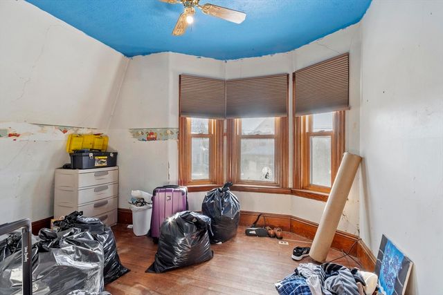 40 Archer St, Lynn, MA 01902