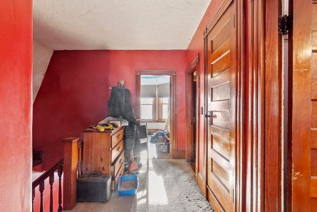 40 Archer St, Lynn, MA 01902