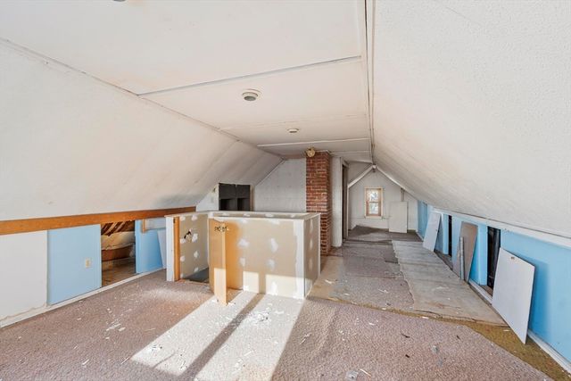 40 Archer St, Lynn, MA 01902