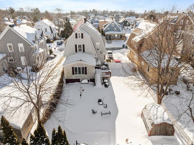 40 Archer St, Lynn, MA 01902