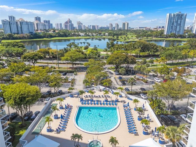 3731 N Country Club Dr 1427, Aventura, FL 33180