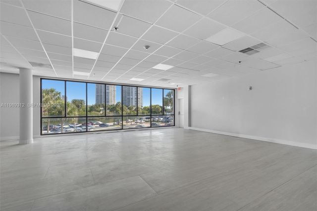 3731 N Country Club Dr 1427, Aventura, FL 33180