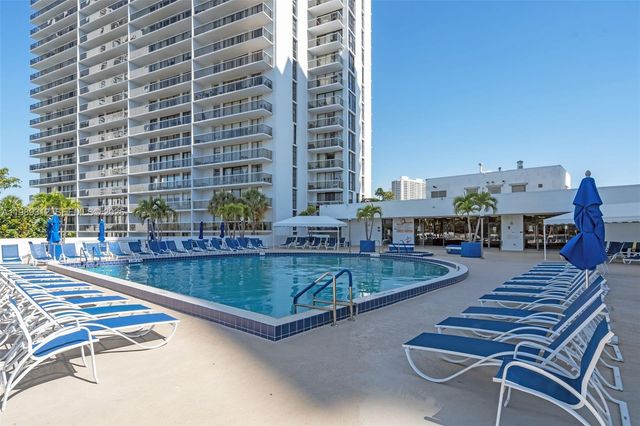 3731 N Country Club Dr 1427, Aventura, FL 33180