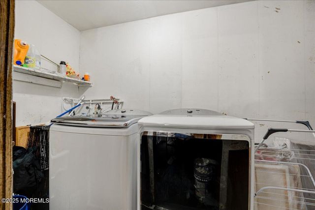 8 Knox Boulevard, Neptune Township, NJ 07753