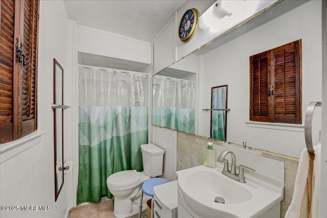 8 Knox Boulevard, Neptune Township, NJ 07753