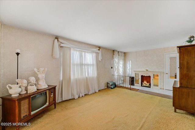 8 Knox Boulevard, Neptune Township, NJ 07753