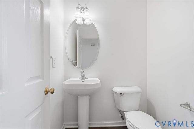 13401 Greenham Ct, Chester, VA 23831