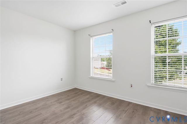 13401 Greenham Ct, Chester, VA 23831