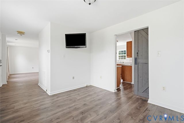 13401 Greenham Ct, Chester, VA 23831