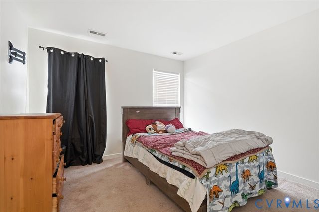 13401 Greenham Ct, Chester, VA 23831